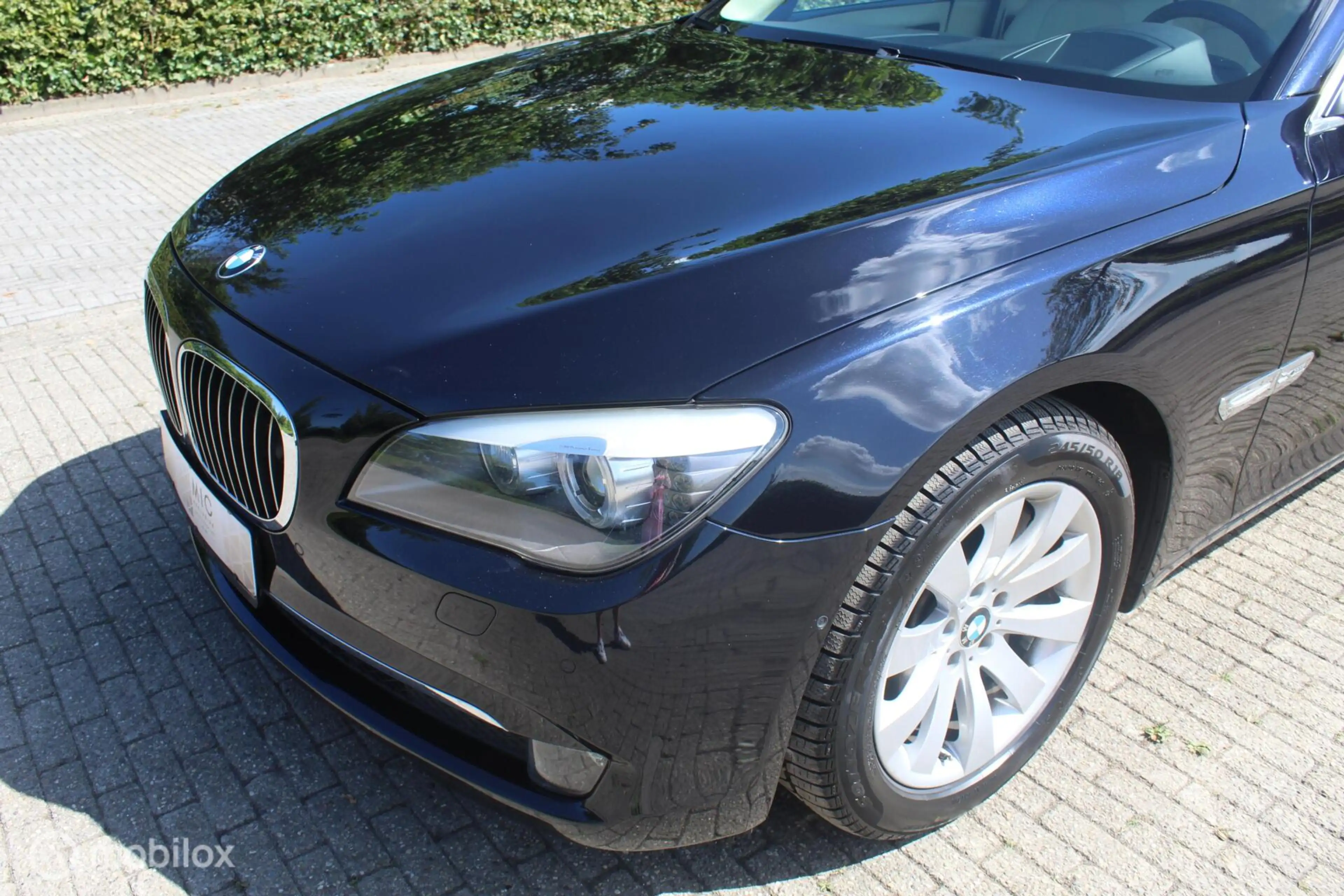 BMW 750 7-serie 750i xDrive — photo 28