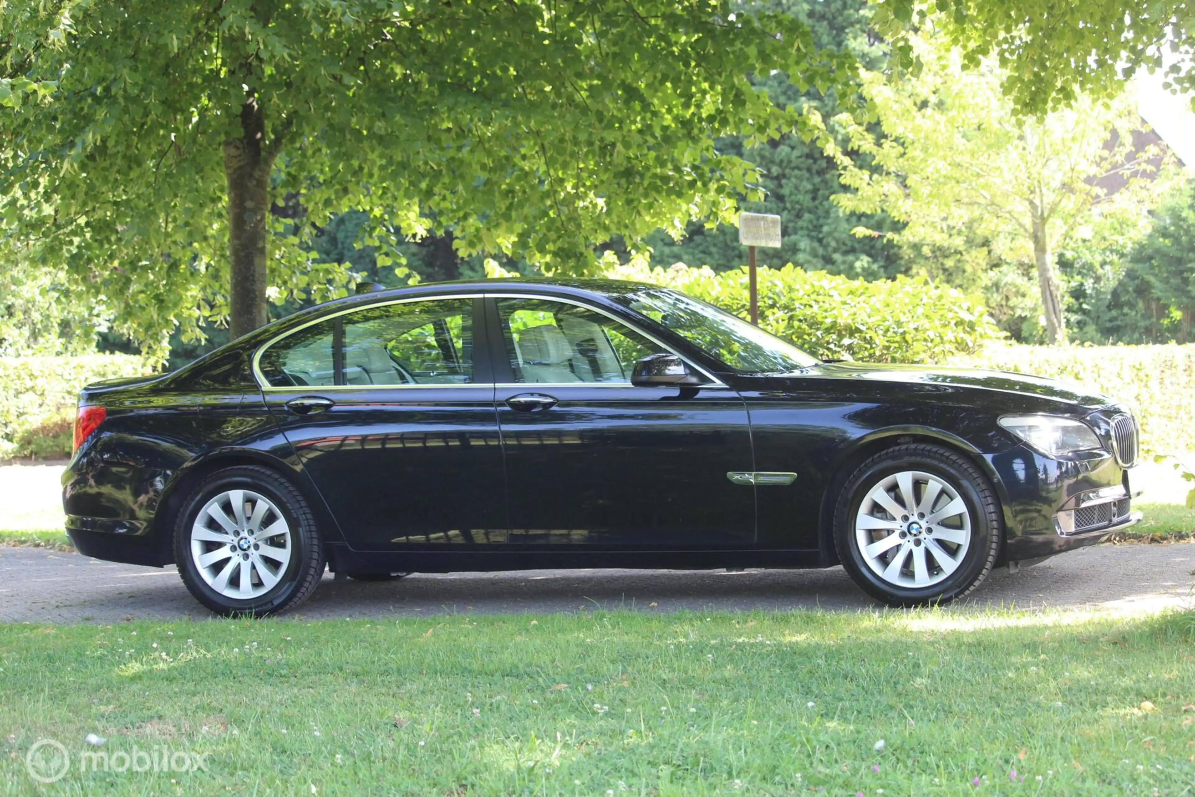 BMW 750 7-serie 750i xDrive — photo 5