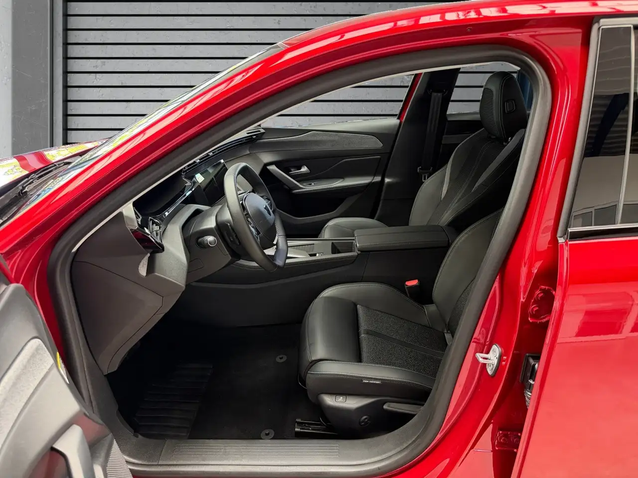 Peugeot 308 SW ALLURE AUTOMAT+NAV+LED+KAMERA+DAB+1HD+TÜV, миниатюра 16