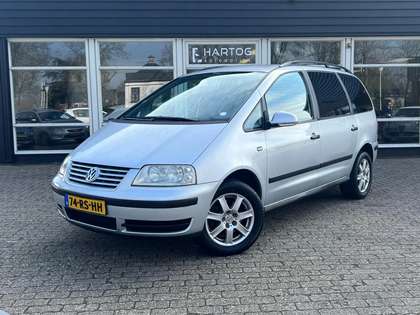 Volkswagen Sharan 2.0 | 7 Persoons | Clima | Cruise |