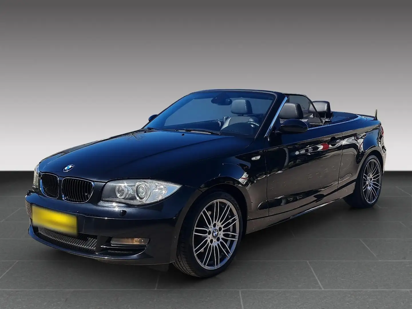 BMW 120 i 2.0 16V  // 8 Fach Schwarz - 1