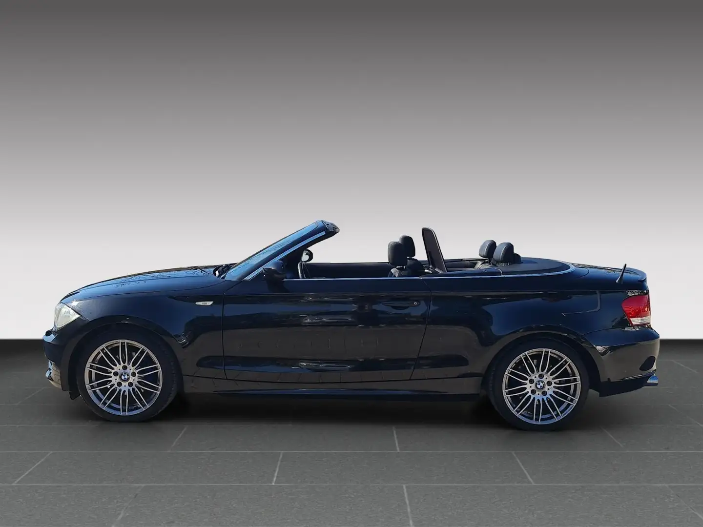 BMW 120 i 2.0 16V  // 8 Fach Schwarz - 2