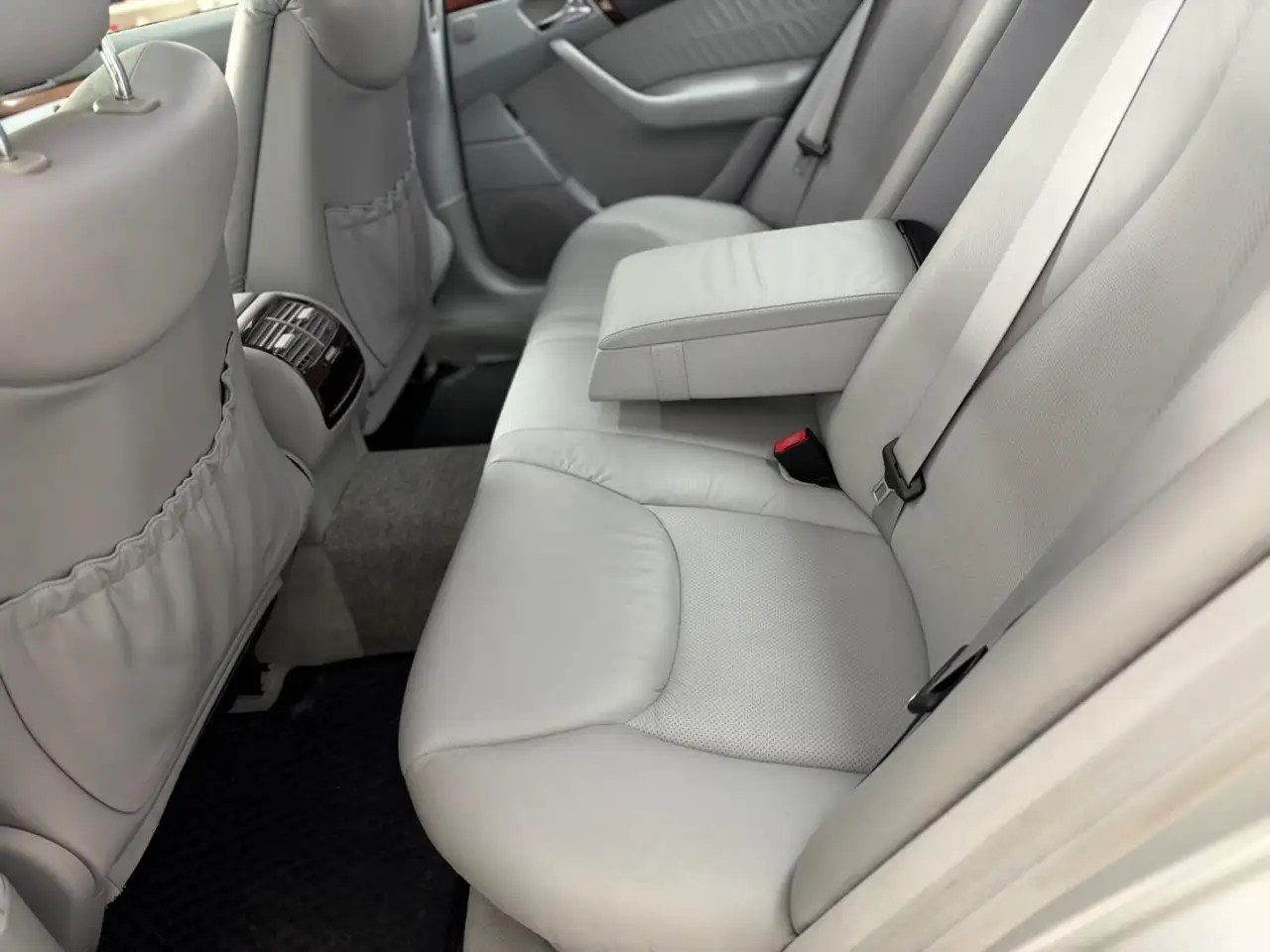 Mercedes-Benz S 320, foto 10