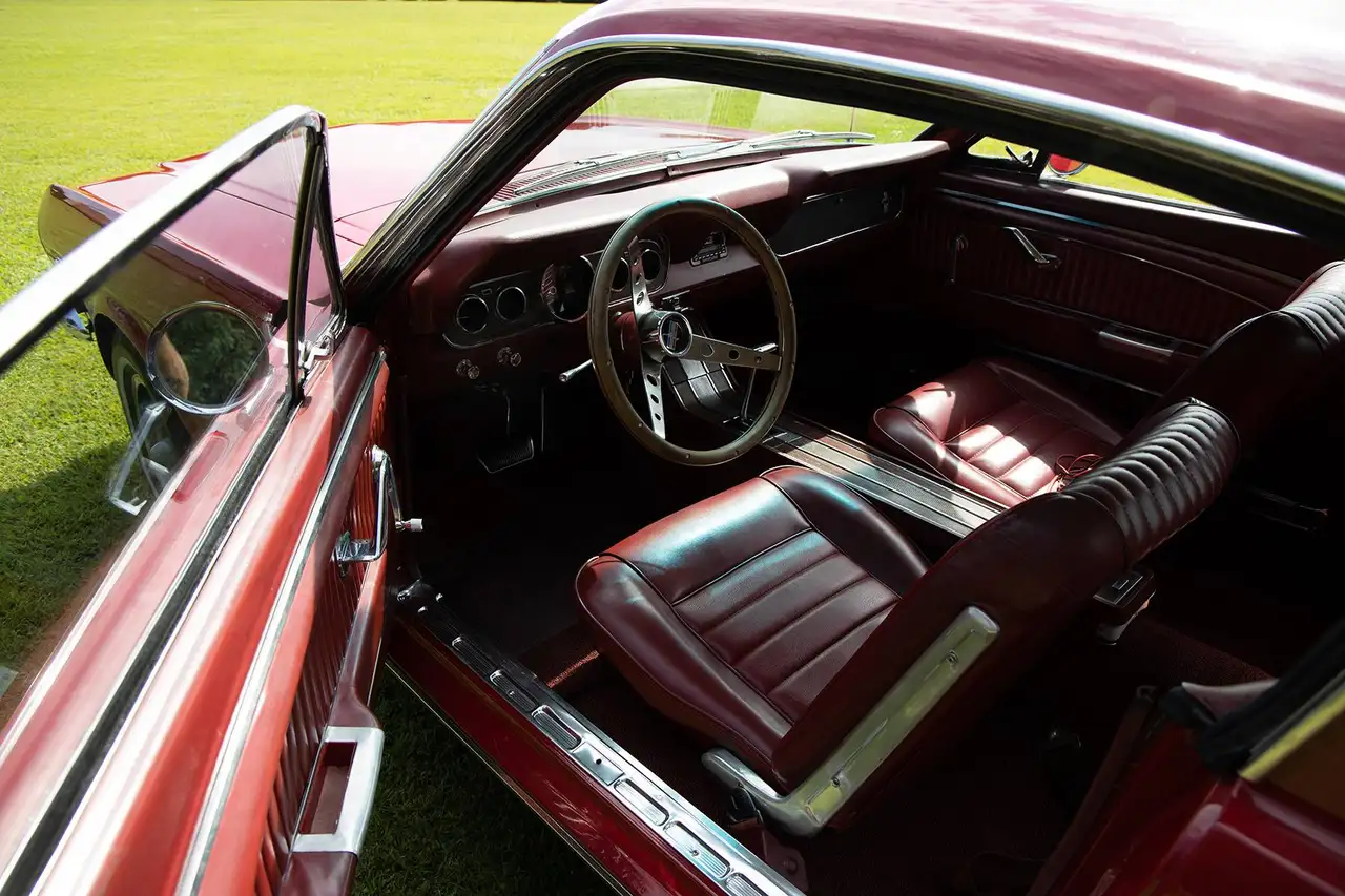 Ford Mustang Fastback, foto 3