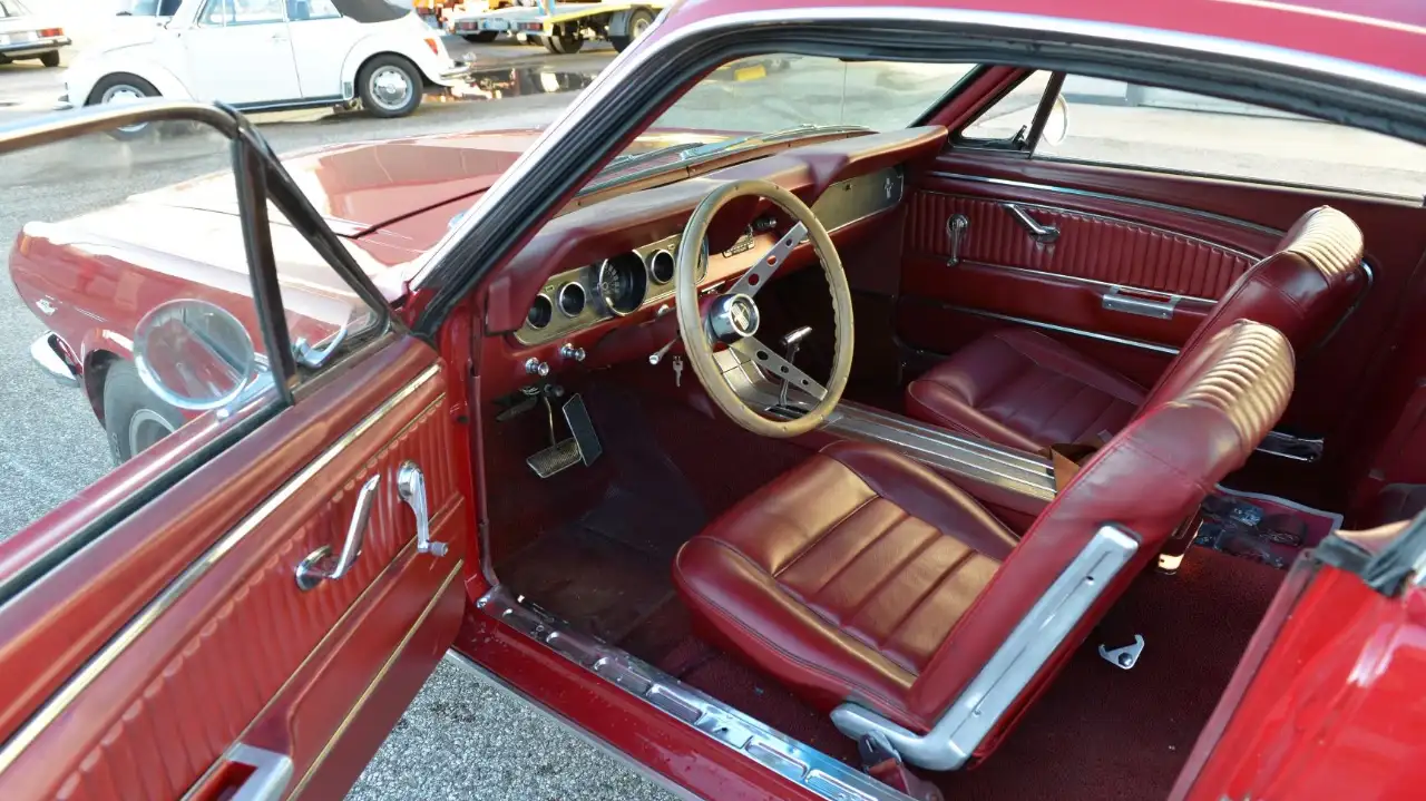 Ford Mustang Fastback, foto 7