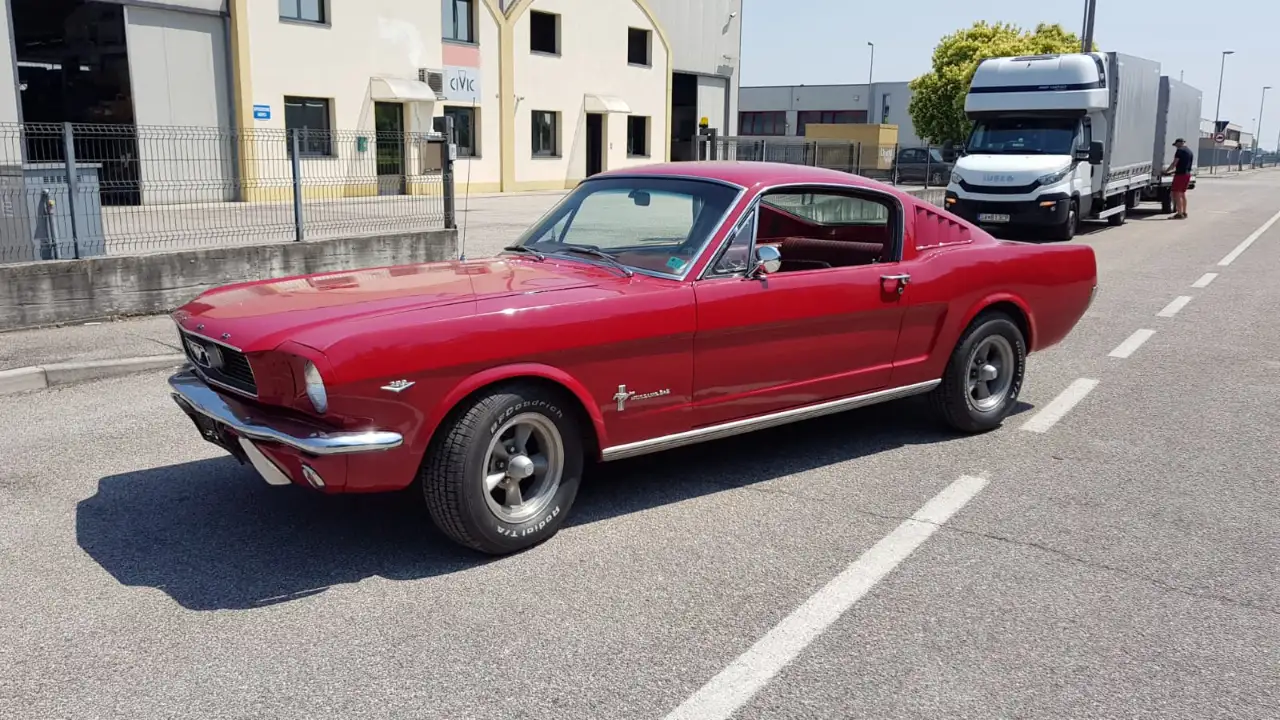 Ford Mustang Fastback, foto 5