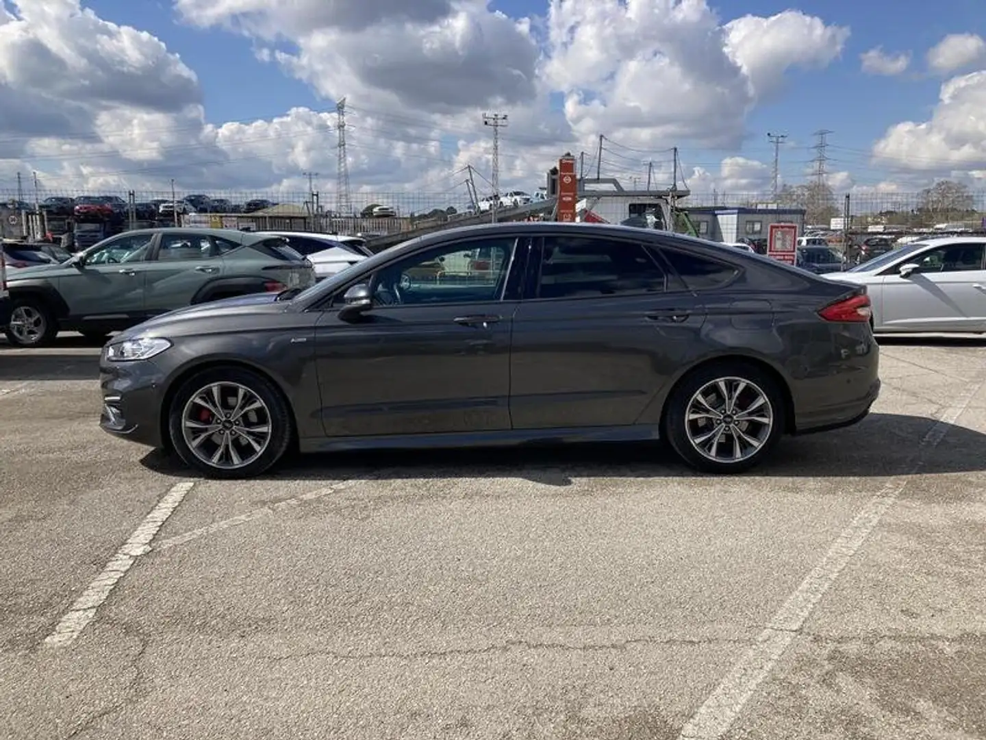 Ford Mondeo Mondeo 2.0 TDCi Start-Stopp Allrad Vignale - 1