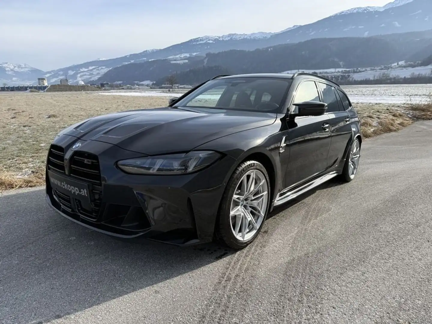 BMW M3 Touring Competition M xDrive Schwarz - 1