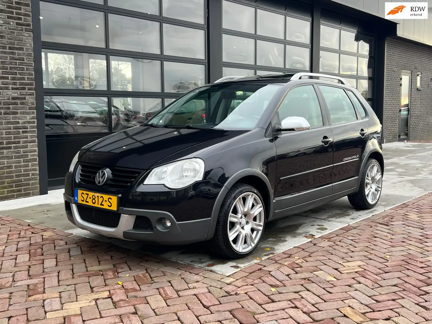 Volkswagen Polo Cross 1.2-12V | Airco | 5 Deur | Schuif/Kantel dak | Noir - 1