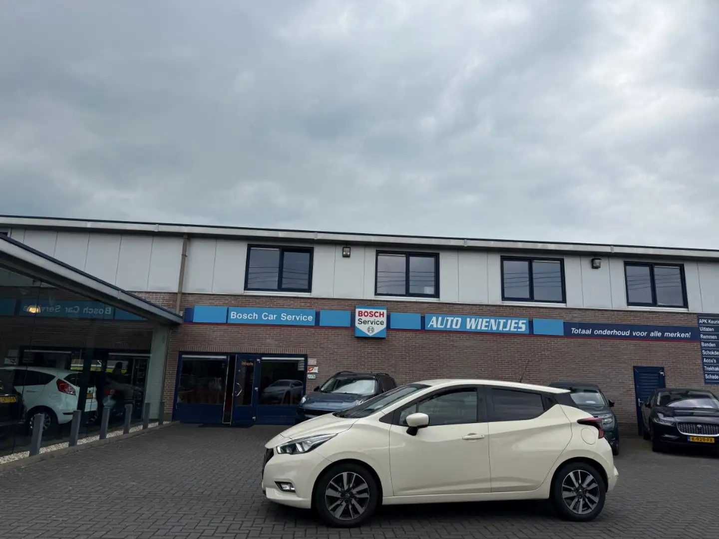 Nissan Micra 0.9 IG-T | N-Connecta 5-Drs | Airco-Ecc | Navi Wit - 1