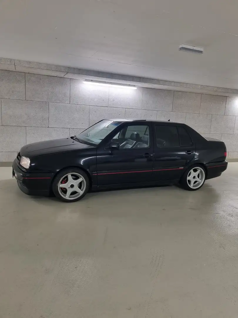 Volkswagen Vento VR6 - 1