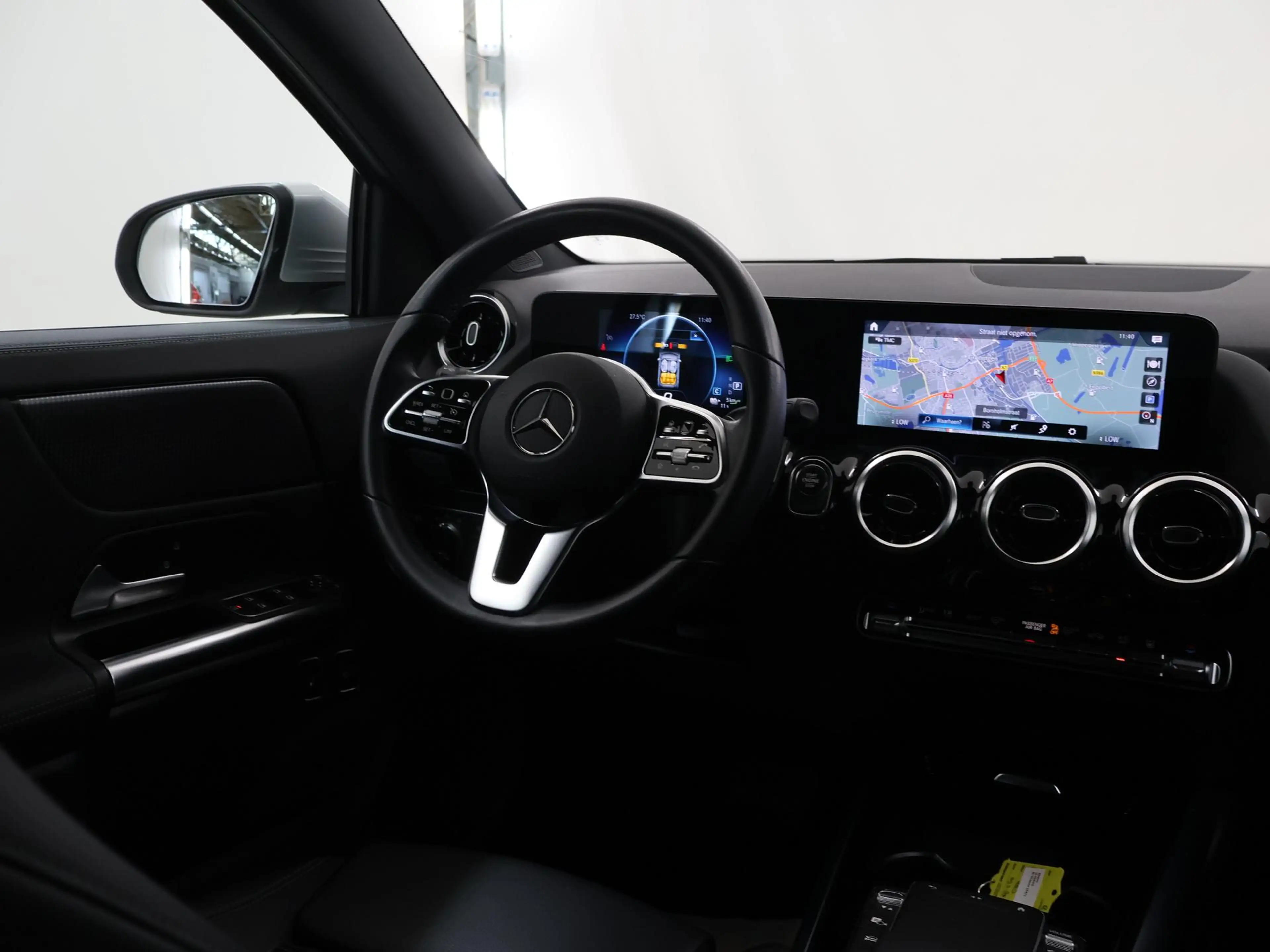 Mercedes-Benz GLA 250 e Progressive | Widescreen | Extra getint glas | A — photo 9