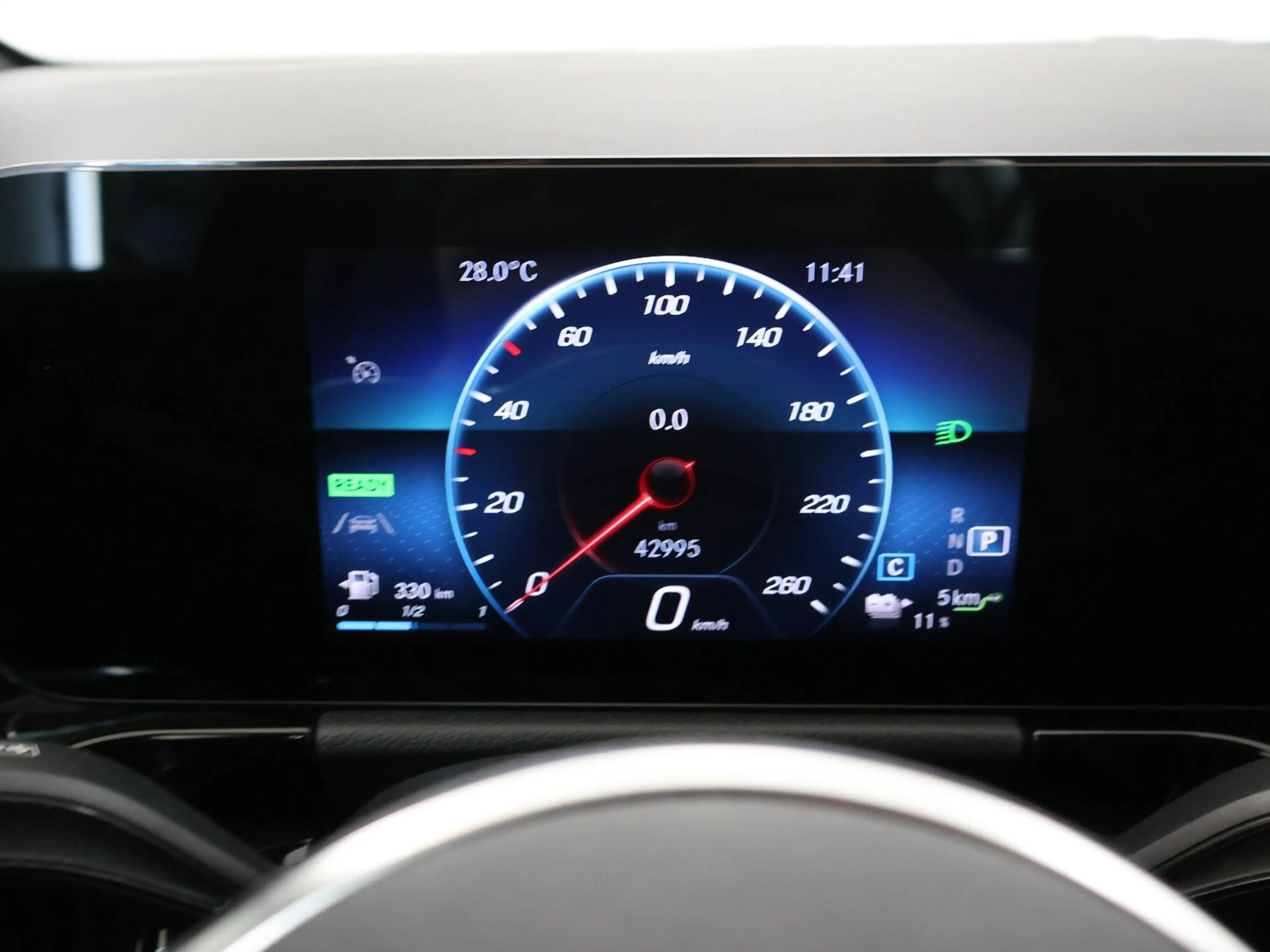 Mercedes-Benz GLA 250 e Progressive | Widescreen | Extra getint glas | A — photo 12