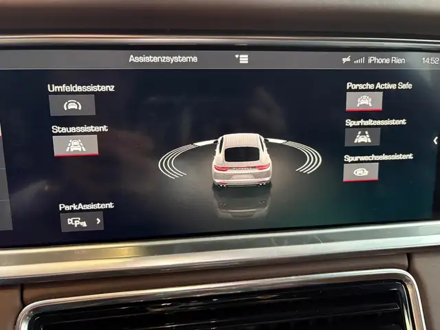 Porsche Panamera view 12