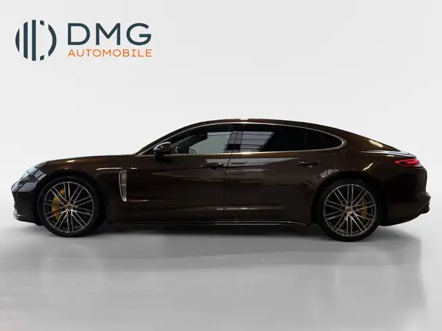 Porsche Panamera main image