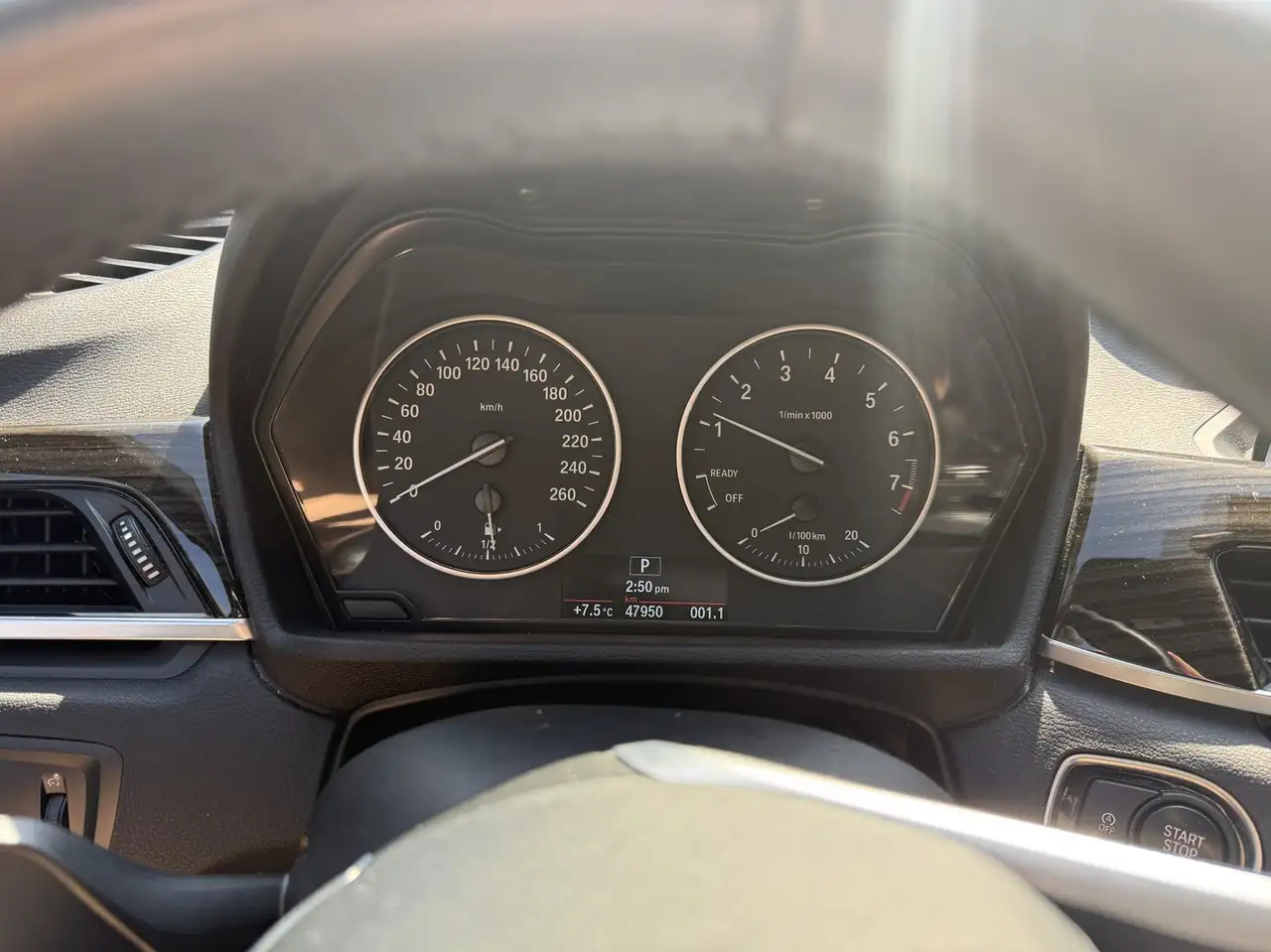 BMW X1 снимка BMW X1
