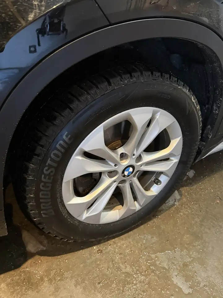BMW X1 снимка BMW X1
