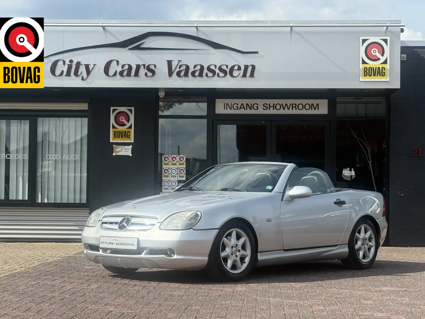 Mercedes-Benz SLK 230 K. automaat 194 pk youngtimer AMG uitvoering airco Grijs - 1