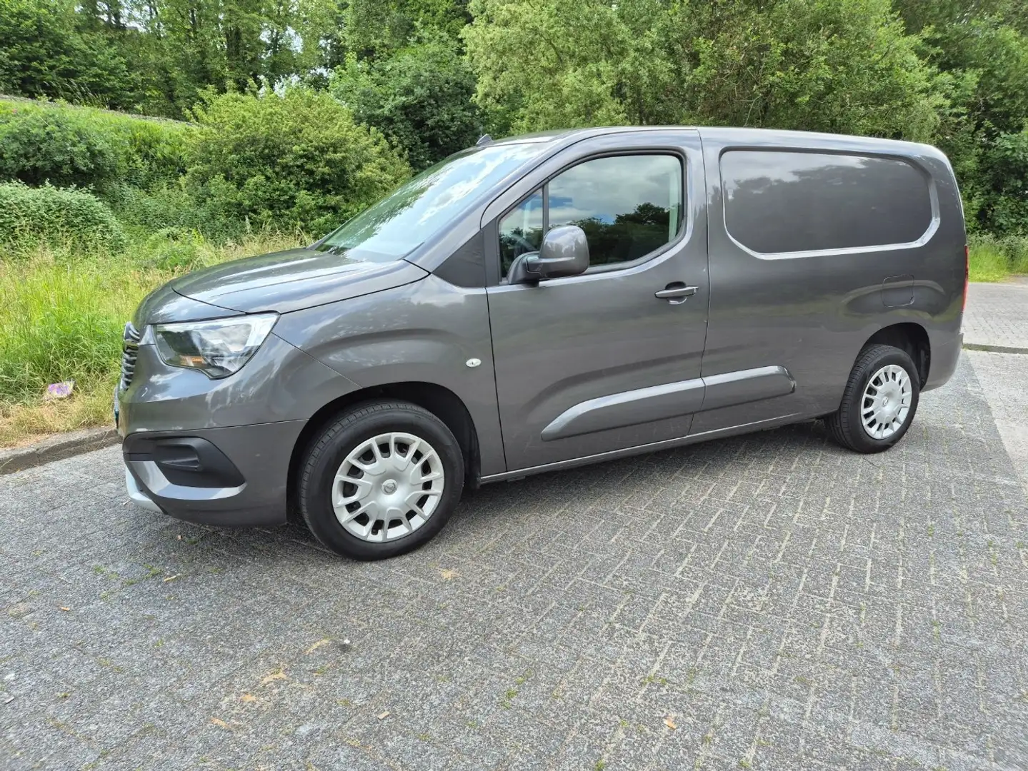 Opel Combo 1.5D L2H1 Edition Gris - 1