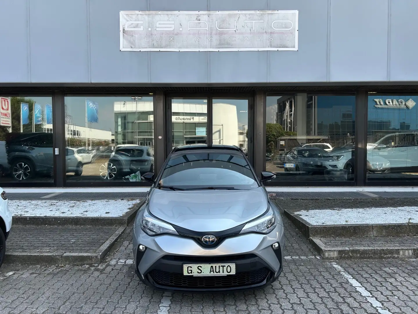 Toyota C-HR 1.8h Trend e-cvt Argento - 2