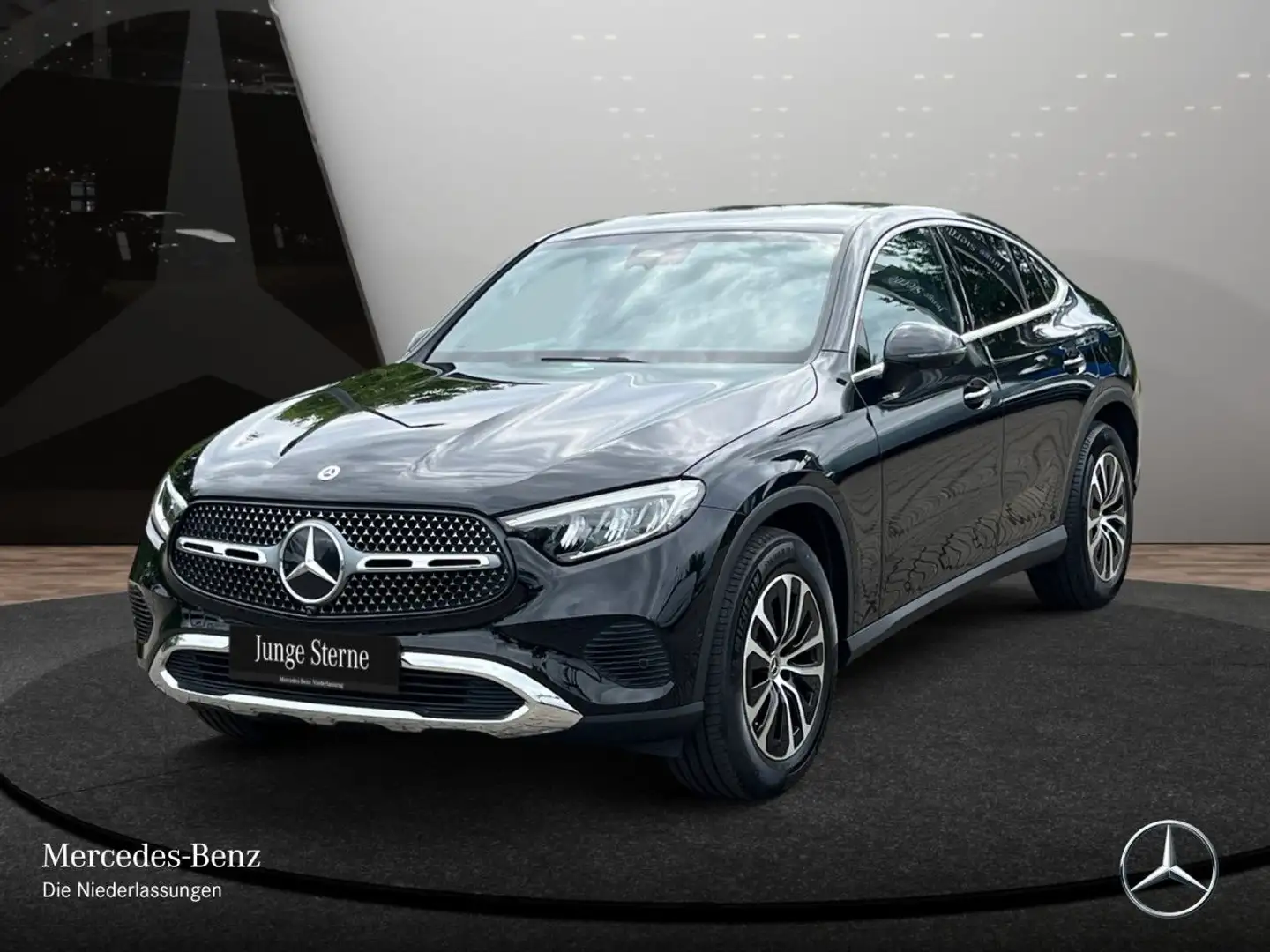 Mercedes-Benz GLC 200 4M AVANTG+360+LED+TOTW+KEYLESS+9G Schwarz - 2
