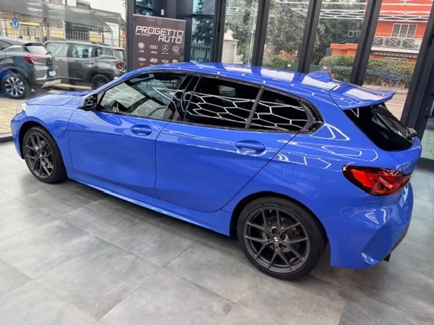 BMW 118 Serie 1 F40 118i Msport 136cv AUTOMATICA Bleu - 2