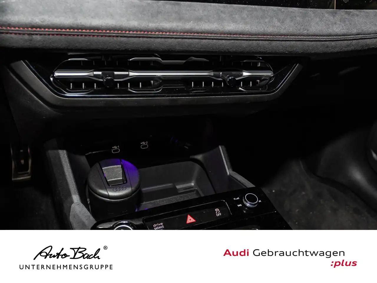 Audi Q6 e-tron S line Tech pro HuD Standklima Panoram 16