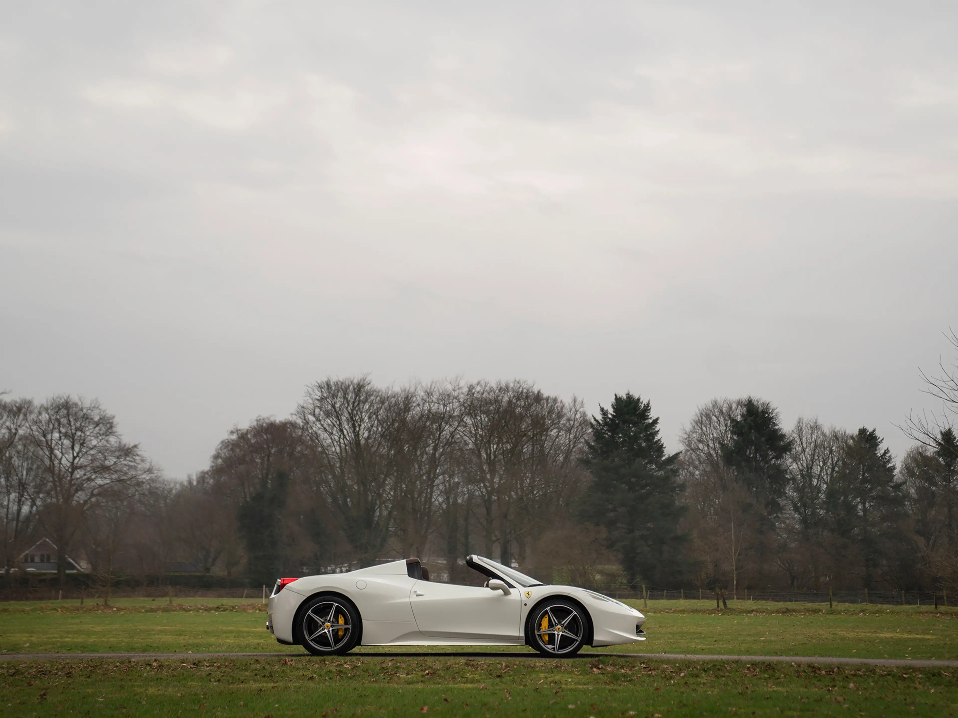Ferrari 458 4.5 V8 Spider | NL auto | Daytona seats | Iroco in — photo 17