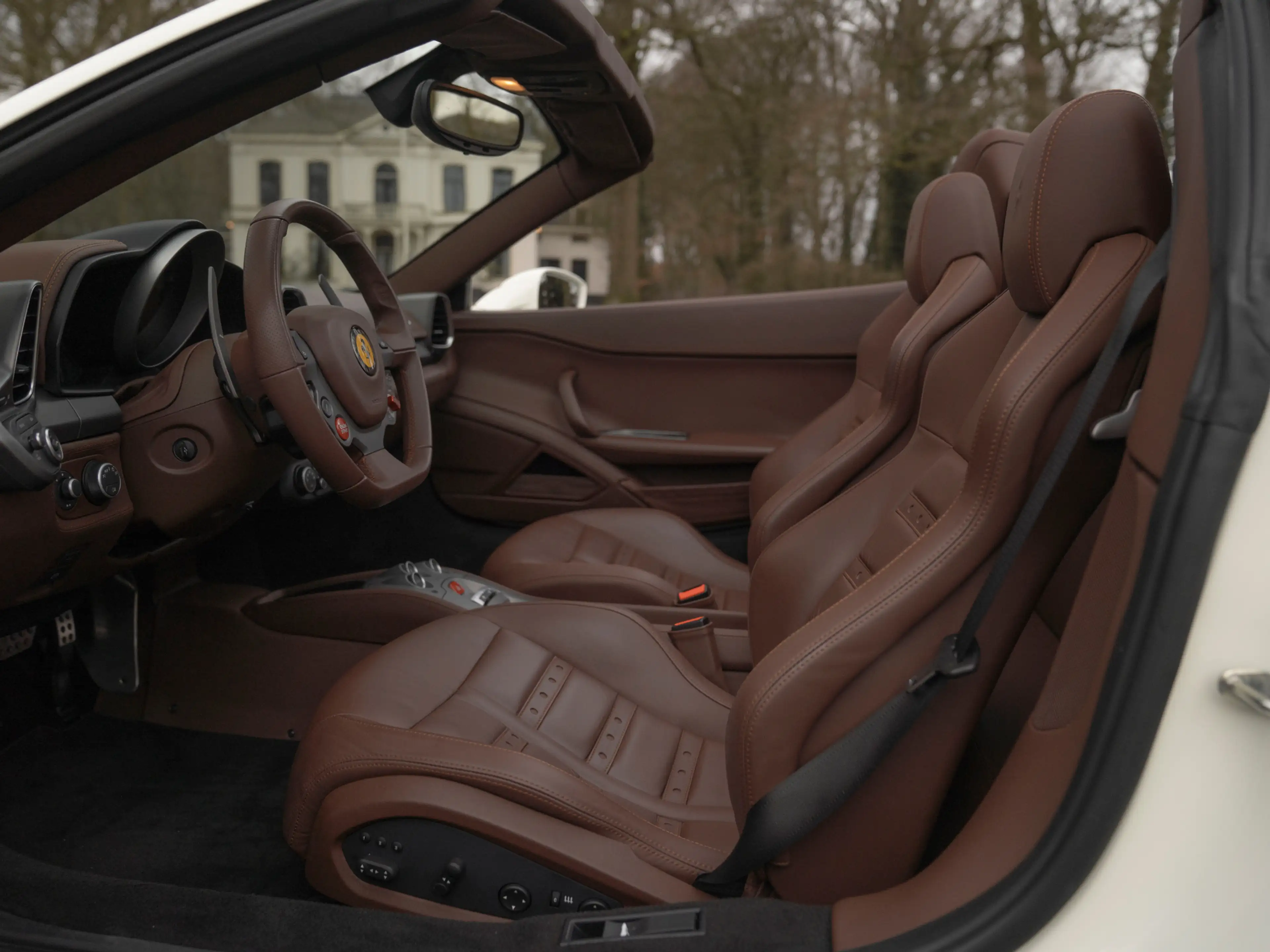 Ferrari 458 4.5 V8 Spider | NL auto | Daytona seats | Iroco in — photo 8