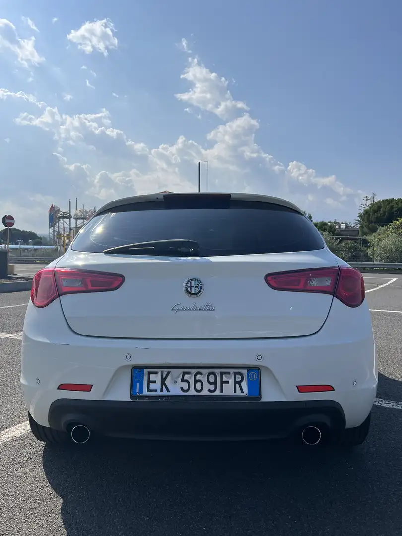 Alfa Romeo Giulietta 2.0 jtdm(2) Distinctive 140cv - 2