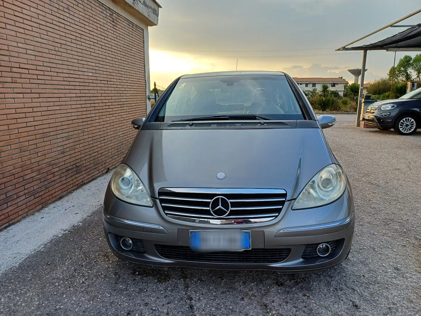 Mercedes-Benz 180 - 1