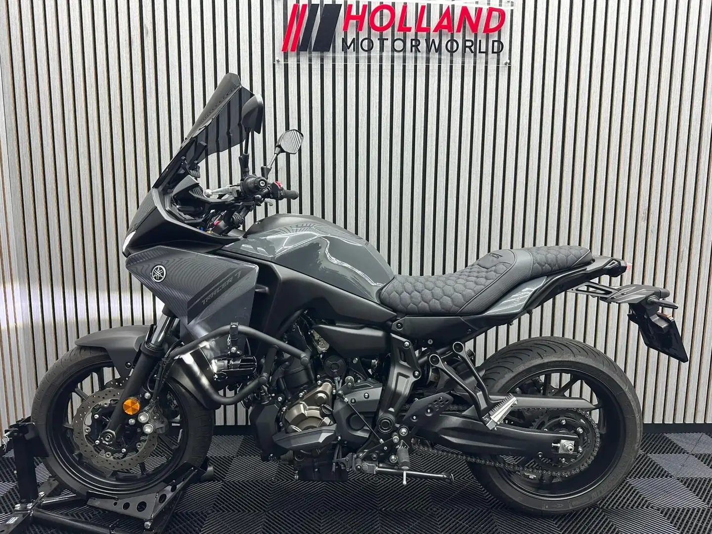 Yamaha Tracer 7 Nardo Akrapovic - 2