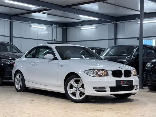 BMW 125 i E82 Coupe SDACH*SITZH*LEDER*SEHR GEPFLEGT!