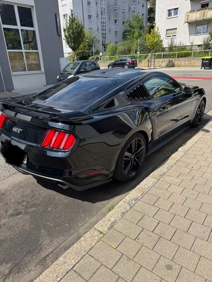 Ford Mustang GT V8 5.0 Schwarz - 2