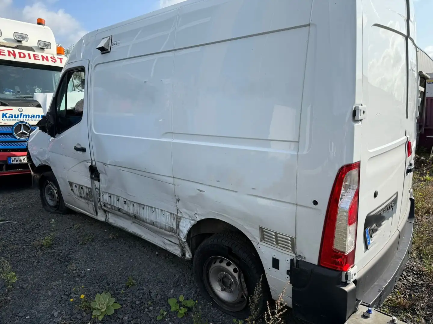 Renault Master III Kasten L1H2 HKa 3,5t/1.HAND Wit - 2