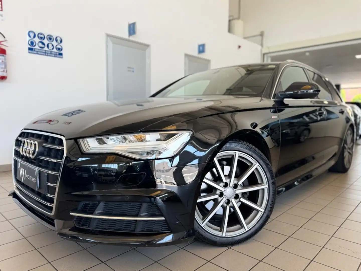 Audi A6 Avant 2.0 TDI 190 CV ultra S tronic Business Plus Noir - 1