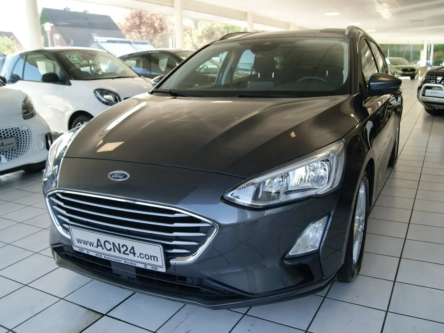 Ford Focus Cool & Connect Navi Kamera Gris - 1