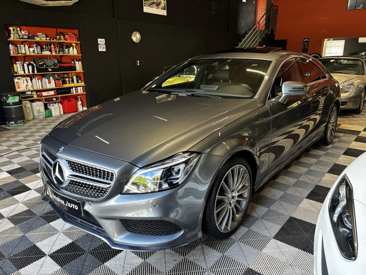 Mercedes-Benz CLS 2 Sportline 350d 4 Matic 9G-tronic Grau - 1