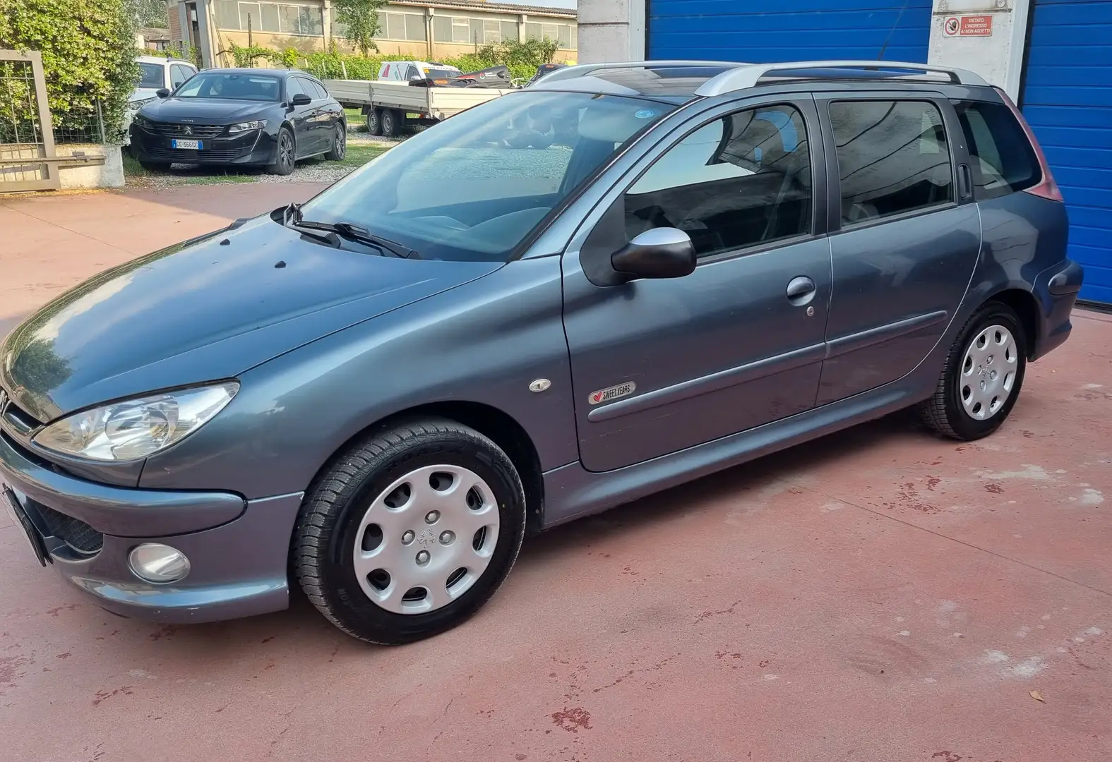 Peugeot 206 SW 1.4 HDI DISTRIBUZIONE+GOMME+PASTIGLIE NUOVE Bleu - 1
