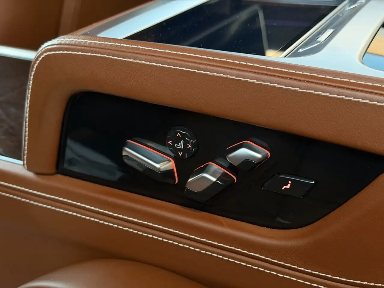 BMW 7 Series снимка BMW 7 Series