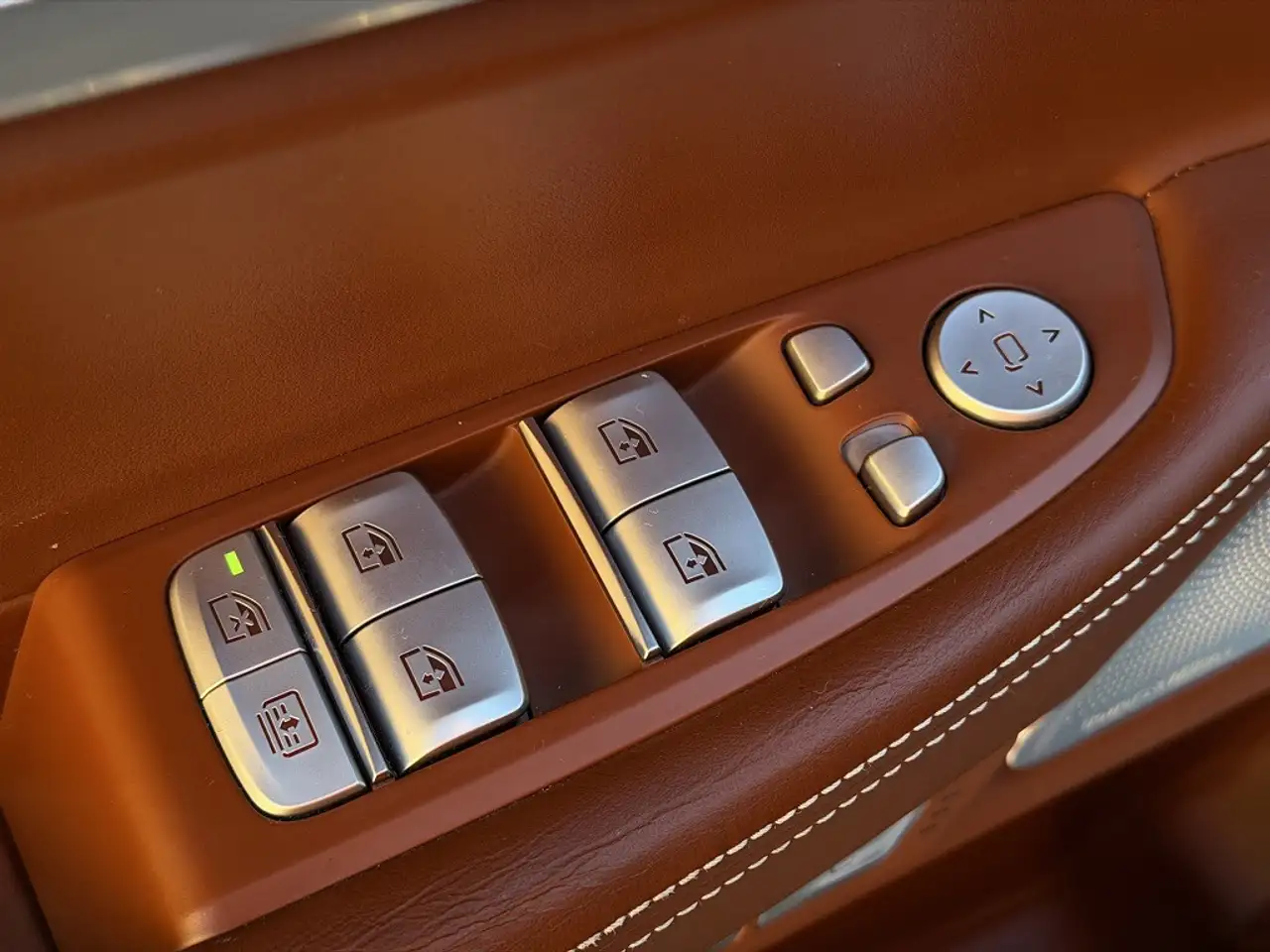 BMW 7 Series снимка BMW 7 Series