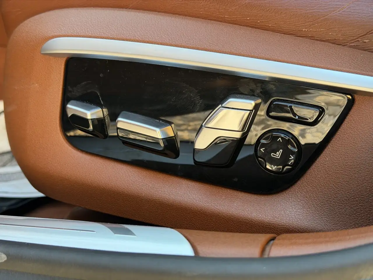 BMW 7 Series снимка BMW 7 Series