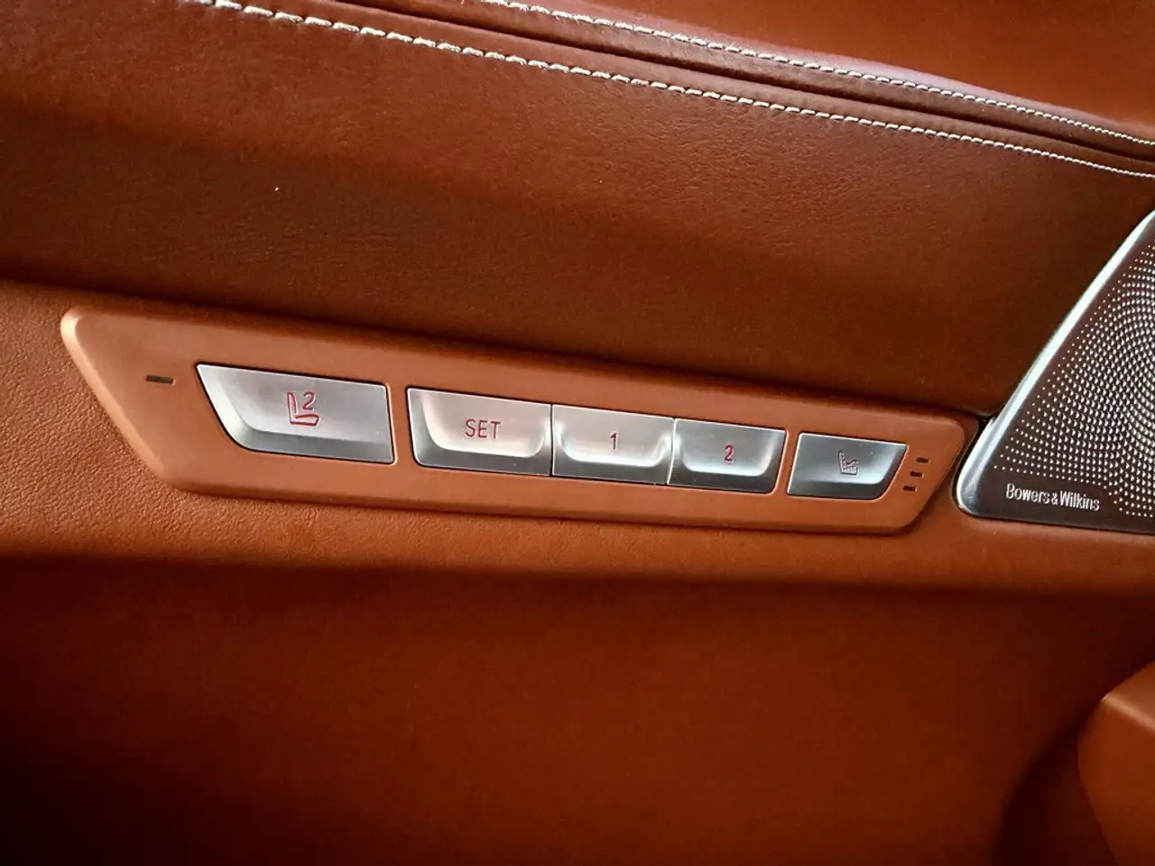 BMW 7 Series снимка BMW 7 Series
