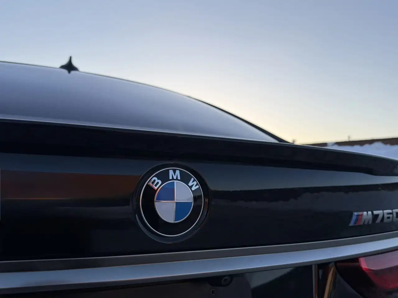 BMW 7 Series снимка BMW 7 Series