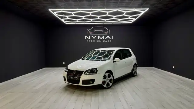 Volkswagen Golf GTI 2.0 TFSI DSG