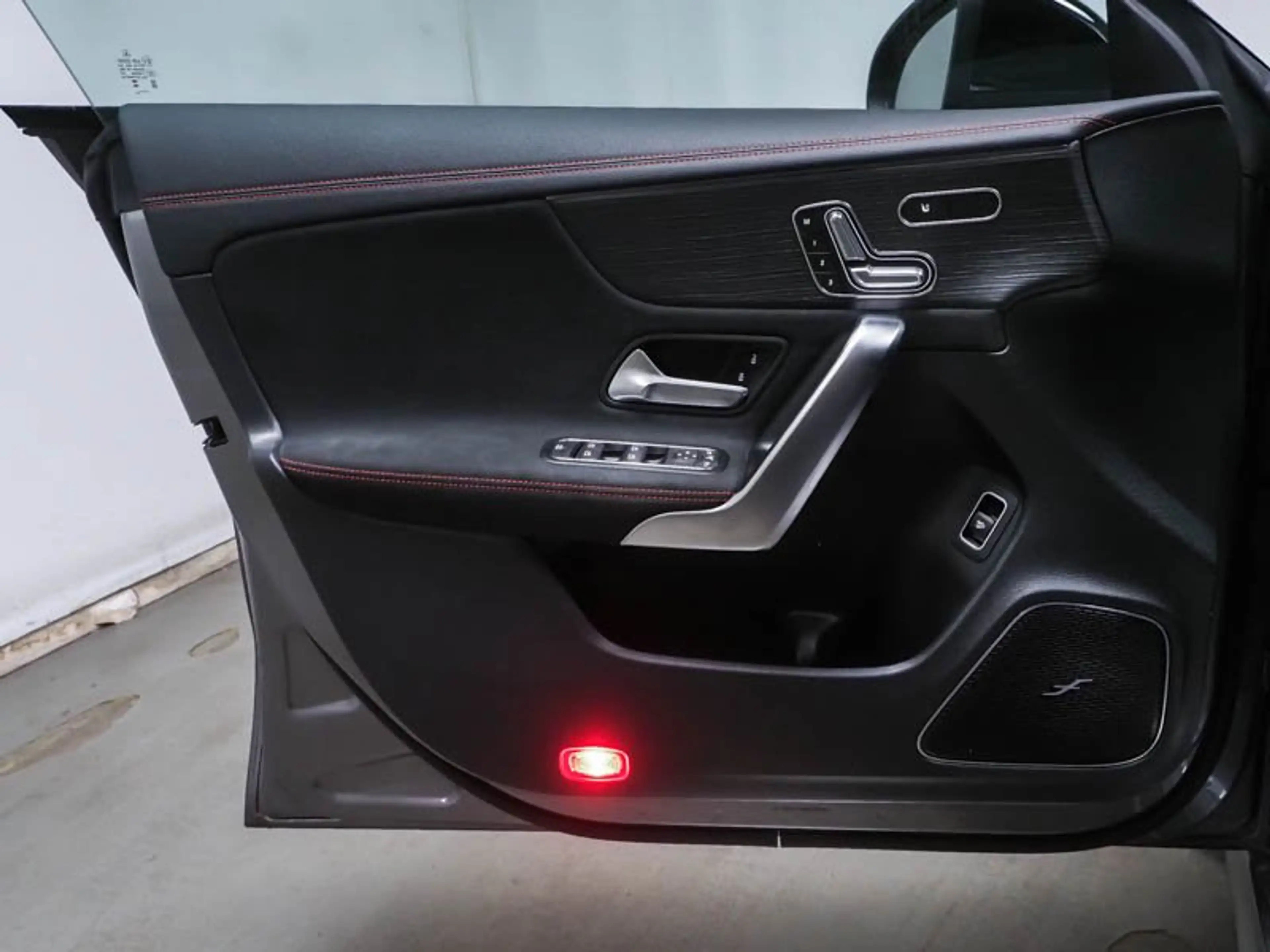 Mercedes-Benz CLA 220 d AMG Night Pano/Sound/MuBeam/Distr./Kam — photo 10