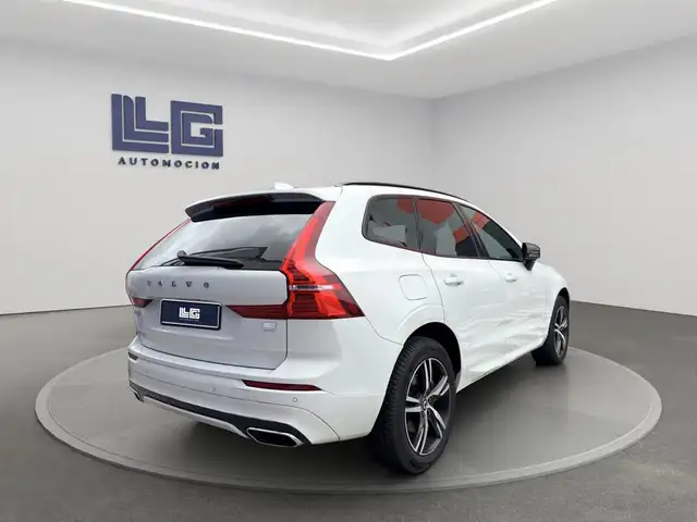 Volvo XC60 view 4