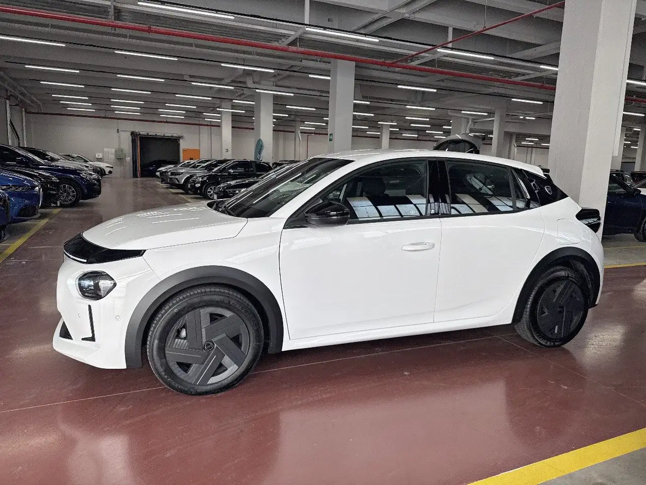 Lancia Ypsilon 2024
