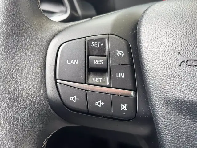 Ford Puma view 21