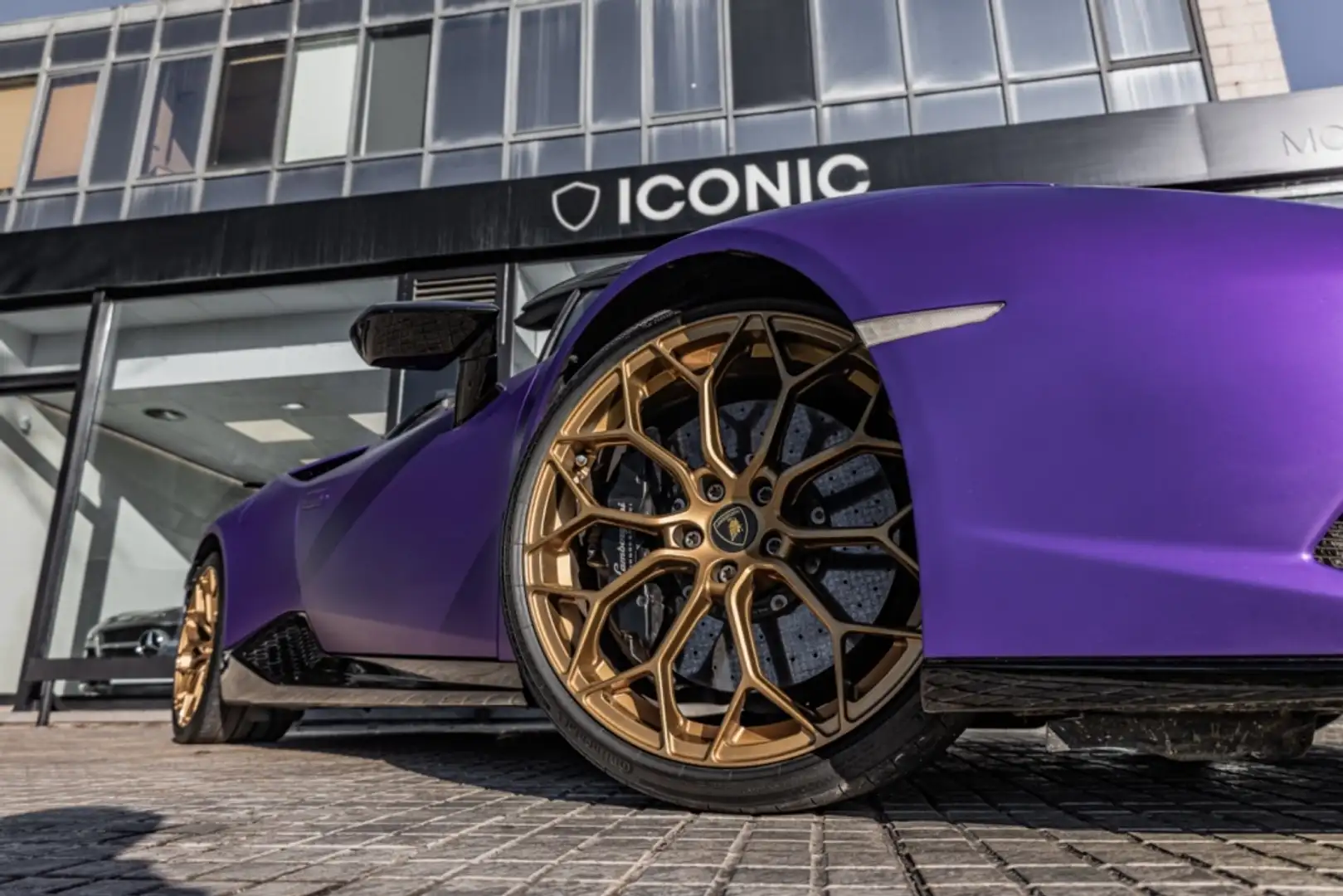 Lamborghini Huracán LP 640-4 Performante Spyder Fioletowy - 2